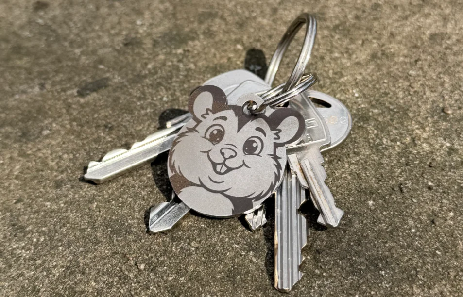 Nerezová klíčenka s vlastním textem - Křeček - Vryto.cz