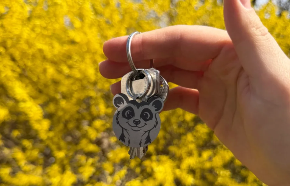 Nerezová klíčenka s vlastním textem - Surikata - Vryto.cz