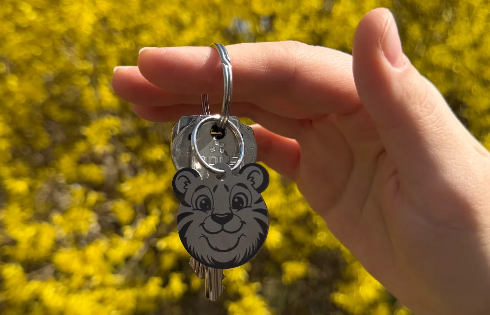 Nerezová klíčenka s vlastním textem – Tygr - Vryto.cz